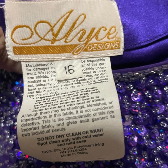 Alyce Designs Beautiful Purple Prom Dress Formal Size 16‎ Adjustable Corset Top - Picture 4 of 7